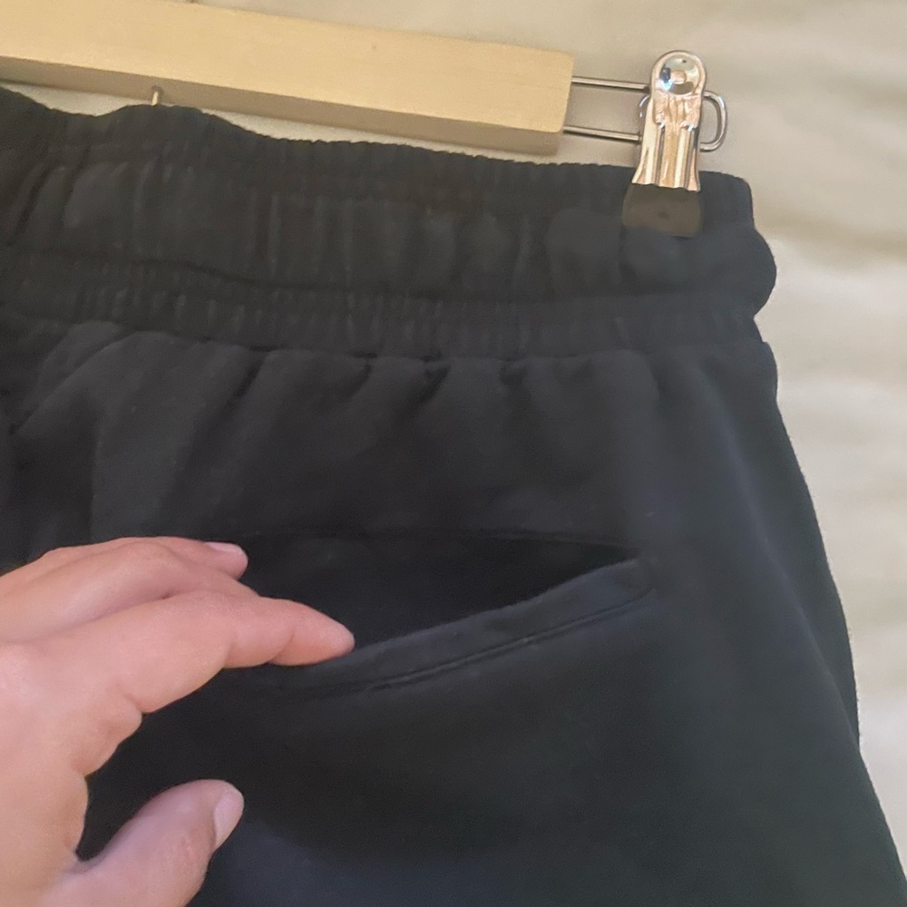 Gymshark Ark High Waisted Shorts - Black - Picture 8 of 10